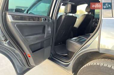 Позашляховик / Кросовер Volkswagen Touareg 2005 в 