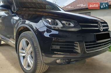 Внедорожник / Кроссовер Volkswagen Touareg 2011 в 