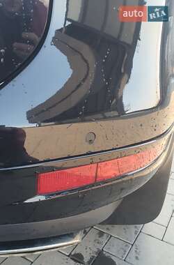 Внедорожник / Кроссовер Volkswagen Touareg 2011 в 