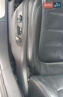 Внедорожник / Кроссовер Volkswagen Touareg 2011 в 