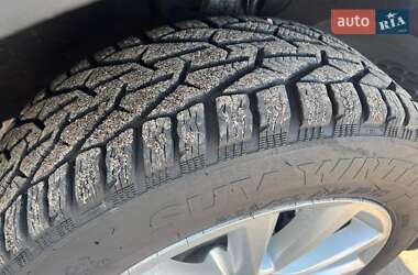 Внедорожник / Кроссовер Volkswagen Touareg 2012 в 