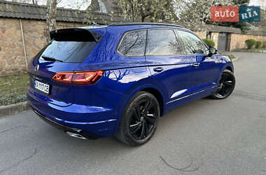 Внедорожник / Кроссовер Volkswagen Touareg 2021 в 