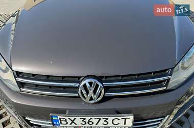 Позашляховик / Кросовер Volkswagen Touareg 2011 в 