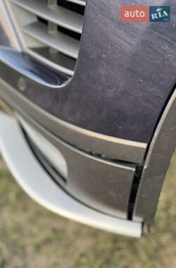 Внедорожник / Кроссовер Volkswagen Touareg 2012 в 