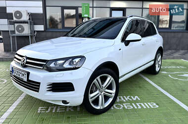 Внедорожник / Кроссовер Volkswagen Touareg 2012 в Черкассах