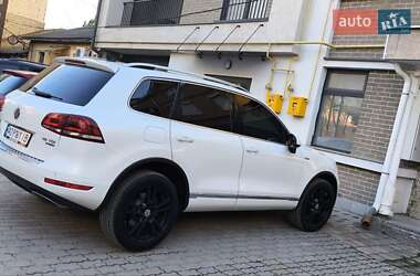Внедорожник / Кроссовер Volkswagen Touareg 2014 в 