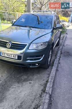 Внедорожник / Кроссовер Volkswagen Touareg 2003 в 