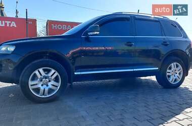 Внедорожник / Кроссовер Volkswagen Touareg 2006 в 