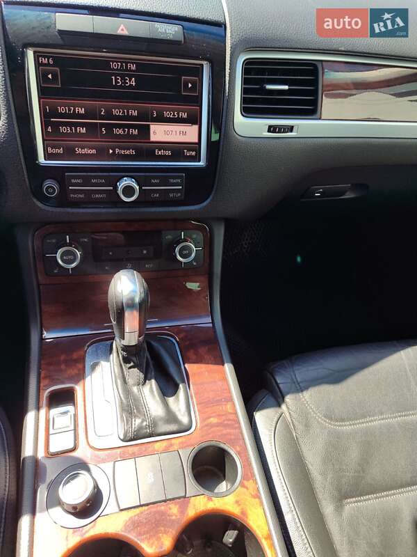 Внедорожник / Кроссовер Volkswagen Touareg 2012 в Хмельницком фото 17 Внедорожник / Кроссовер Volkswagen Touareg 2012 в Хмельницком