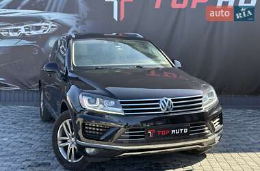 Внедорожник / Кроссовер Volkswagen Touareg 2016 в 