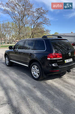 Внедорожник / Кроссовер Volkswagen Touareg 2006 в 