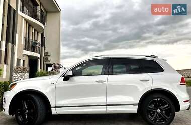 Внедорожник / Кроссовер Volkswagen Touareg 2014 в 