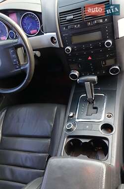 Позашляховик / Кросовер Volkswagen Touareg 2008 в 