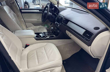 Позашляховик / Кросовер Volkswagen Touareg 2018 в 