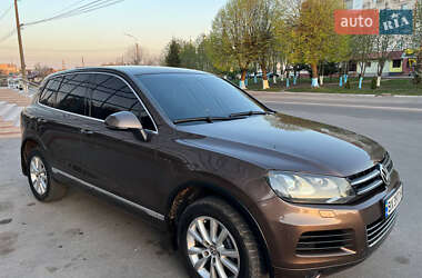 Позашляховик / Кросовер Volkswagen Touareg 2010 в 