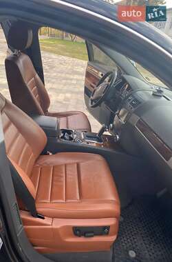 Внедорожник / Кроссовер Volkswagen Touareg 2007 в 