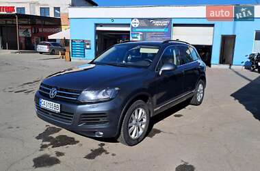 Внедорожник / Кроссовер Volkswagen Touareg 2013 в 