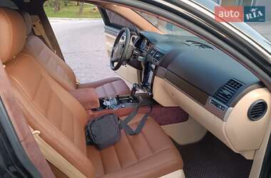 Позашляховик / Кросовер Volkswagen Touareg 2003 в 