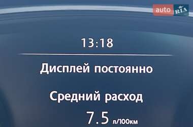 Позашляховик / Кросовер Volkswagen Touareg 2015 в 