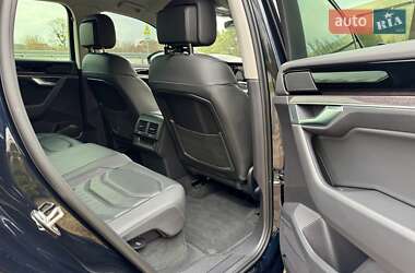 Позашляховик / Кросовер Volkswagen Touareg 2021 в 