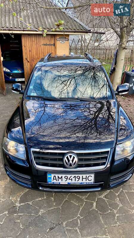 Внедорожник / Кроссовер Volkswagen Touareg 2006 в Житомире