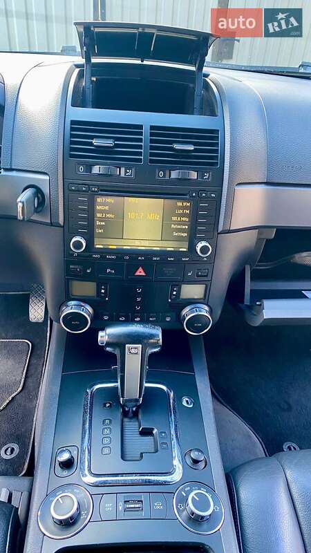 Внедорожник / Кроссовер Volkswagen Touareg 2006 в Житомире