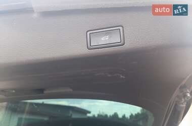Внедорожник / Кроссовер Volkswagen Touareg 2014 в 