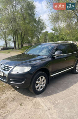 Внедорожник / Кроссовер Volkswagen Touareg 2010 в 