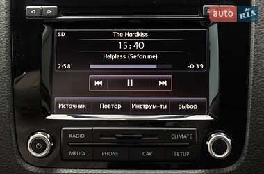 Позашляховик / Кросовер Volkswagen Touareg 2013 в 