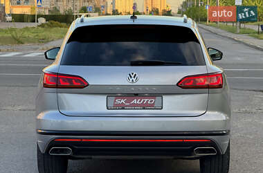 Позашляховик / Кросовер Volkswagen Touareg 2018 в 