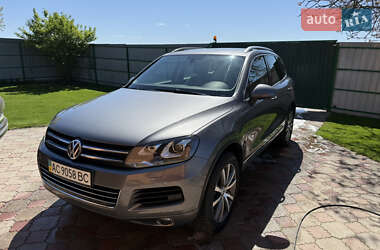 Внедорожник / Кроссовер Volkswagen Touareg 2013 в Луцке
