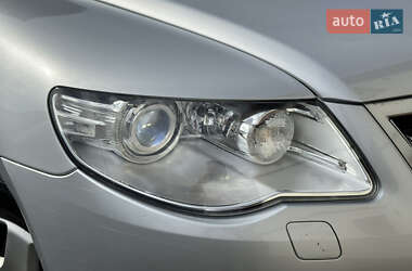 Позашляховик / Кросовер Volkswagen Touareg 2008 в 