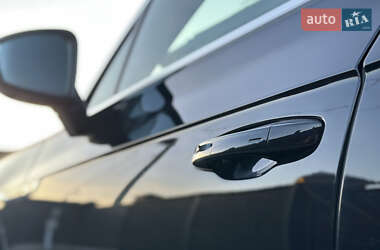 Позашляховик / Кросовер Volkswagen Touareg 2019 в 