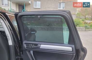Внедорожник / Кроссовер Volkswagen Touareg 2012 в 