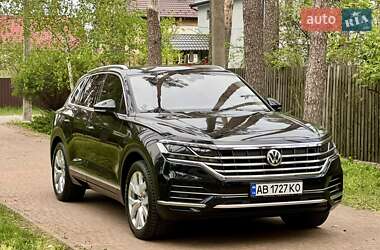 Позашляховик / Кросовер Volkswagen Touareg 2018 в 