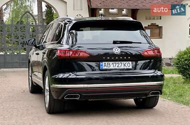 Позашляховик / Кросовер Volkswagen Touareg 2018 в 