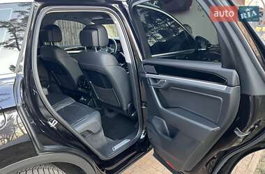 Позашляховик / Кросовер Volkswagen Touareg 2018 в 