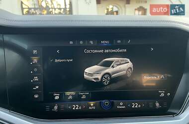 Позашляховик / Кросовер Volkswagen Touareg 2018 в 