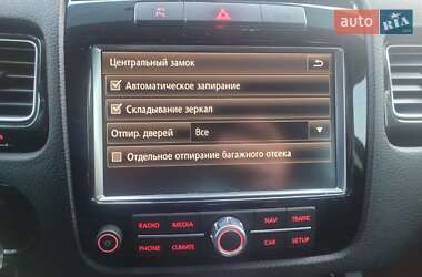 Внедорожник / Кроссовер Volkswagen Touareg 2012 в 