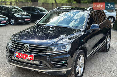 Внедорожник / Кроссовер Volkswagen Touareg 2016 в 