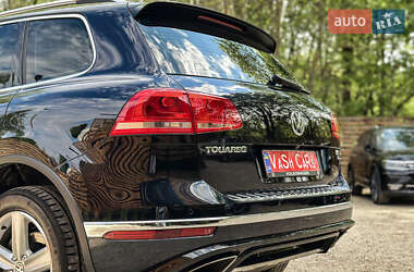 Внедорожник / Кроссовер Volkswagen Touareg 2016 в 