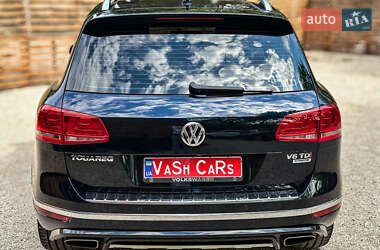 Внедорожник / Кроссовер Volkswagen Touareg 2016 в 
