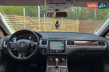 Внедорожник / Кроссовер Volkswagen Touareg 2016 в 