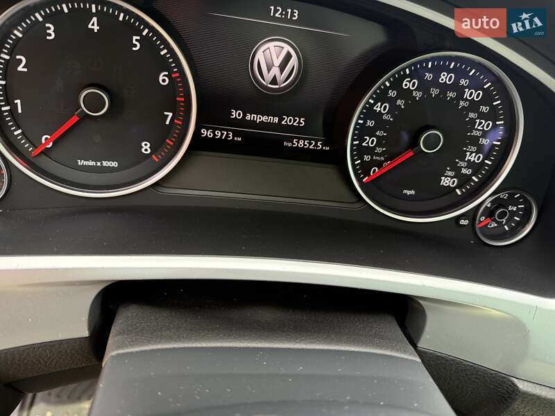 Внедорожник / Кроссовер Volkswagen Touareg 2016 в Смеле фото 3 Внедорожник / Кроссовер Volkswagen Touareg 2016 в Смеле