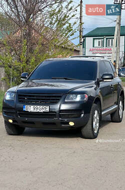 Позашляховик / Кросовер Volkswagen Touareg 2006 в Краматорську
