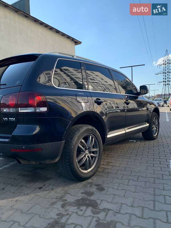 Внедорожник / Кроссовер Volkswagen Touareg 2007 в Ивано-Франковске