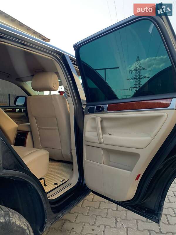 Внедорожник / Кроссовер Volkswagen Touareg 2007 в Ивано-Франковске