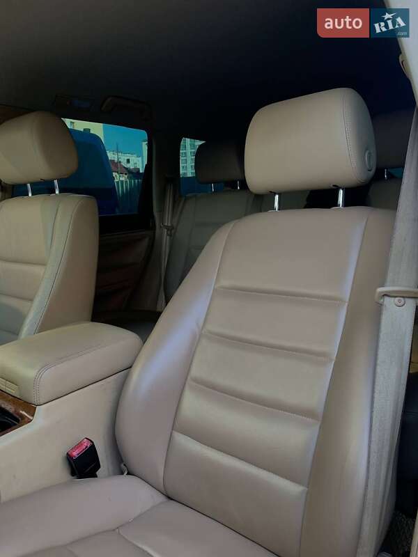 Внедорожник / Кроссовер Volkswagen Touareg 2007 в Ивано-Франковске