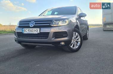 Позашляховик / Кросовер Volkswagen Touareg 2010 в 