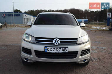 Внедорожник / Кроссовер Volkswagen Touareg 2010 в 